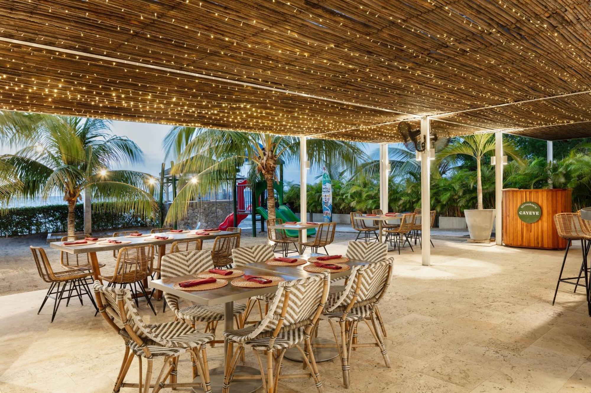 ซานตา มาร์ตา แมริออท รีสอร์ต ปลายา ดอร์มิดา Hotel ซันตามาร์ตา ภายนอก รูปภาพ The Beach Club