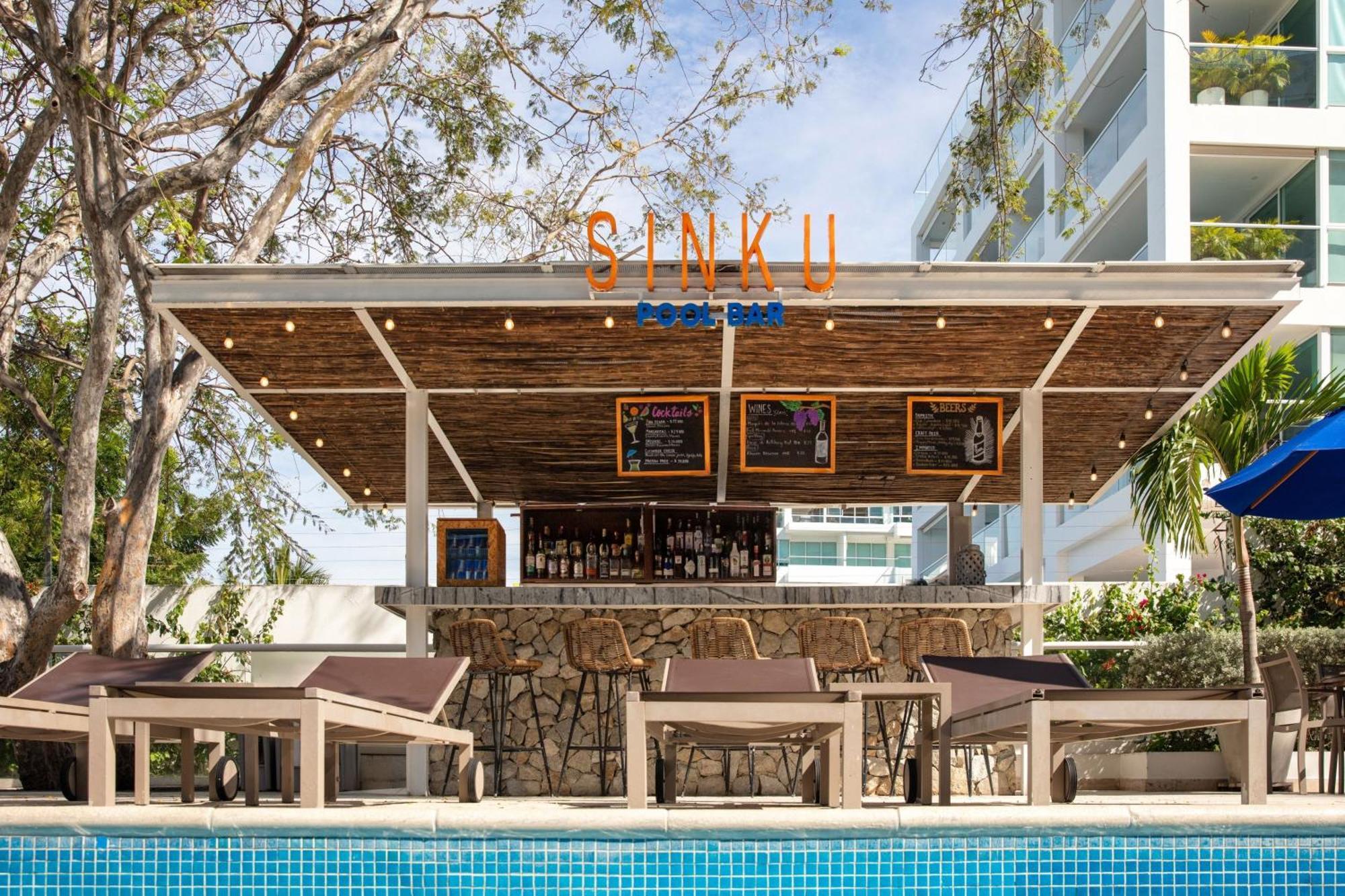 ซานตา มาร์ตา แมริออท รีสอร์ต ปลายา ดอร์มิดา Hotel ซันตามาร์ตา ภายนอก รูปภาพ The pool bar at the hotel